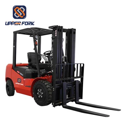 2,5 t un carrello elevatore del motore in Giappone